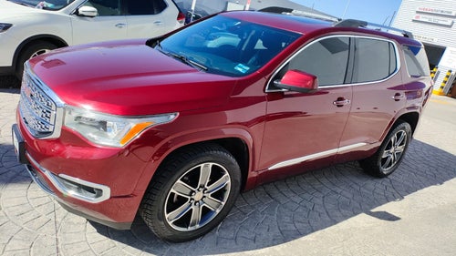 2017 GMC Acadia DENALI V6 3.6L 310 CP 5 PUERTAS AUT PIEL BA AA QC