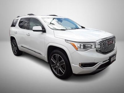 2017 GMC Acadia DENALI V6 3.6L 310 CP 5 PUERTAS AUT PIEL BA AA QC