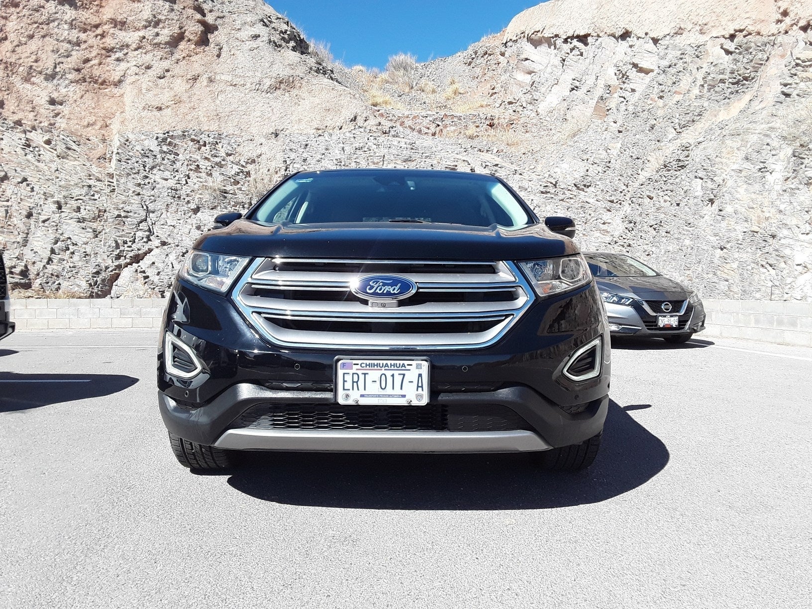 2018 Ford Edge TITANIUM V6 2.0T 245 CP 5 PUERTAS AUT PIEL BA AA