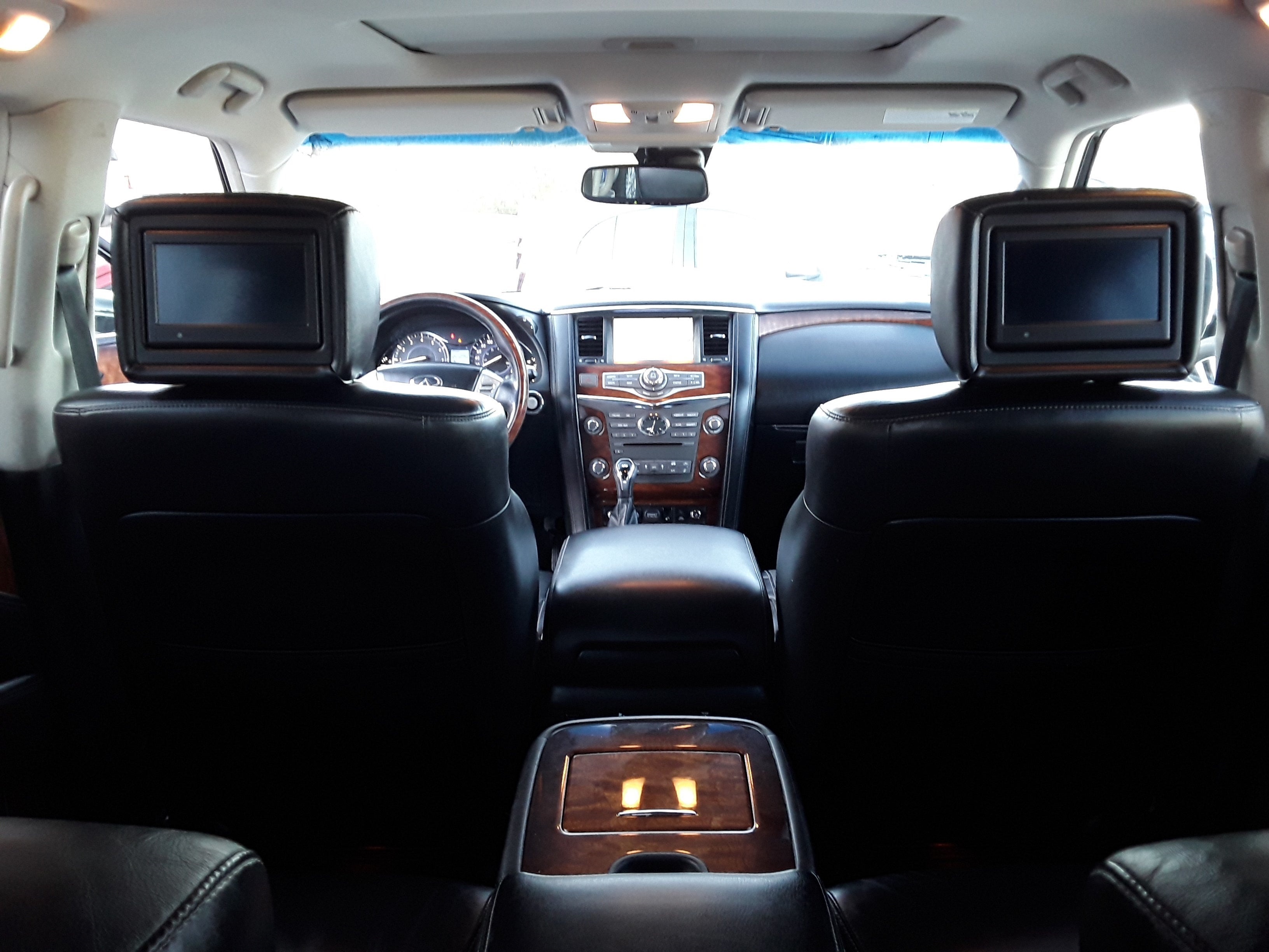 2017 INFINITI QX80 PERFECTION, 5.6L, 5 PUERTAS, AUT, 7 PASAJEROS